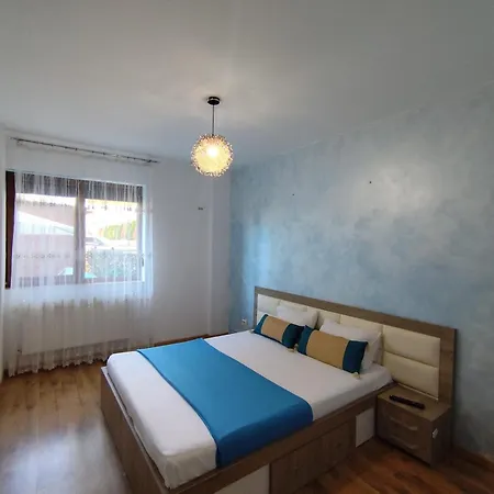 Garden Mamaia Nord Apartment